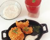 A picture of step 4 of Sabudanna vada.