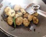 A picture of step 5 of Lauki muthia.