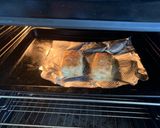 A picture of step 5 of Pineapple and apple pie 🥧 🍍 🍏.