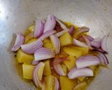 A picture of step 2 of Fish Egg Bhurji.
