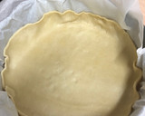 Foto del paso 1 de la receta: 77. Quiche de salmón ahumado, queso philadelphia y espárragos (principal pizza)