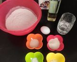 A picture of step 1 of Chicken stuffed bread.