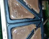 A picture of step 3 of Chocolate sandwich cake.