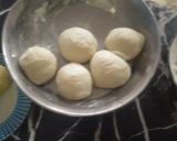 A picture of step 2 of Cheese paratha.