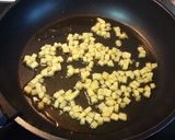 Foto del paso 2 de la receta: Chutney de mango con dátiles