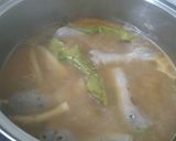 Foto langkah ke 6 dari resep TomYum Udang Creamy Lezat.