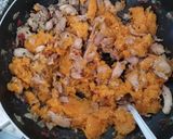 Foto del paso 3 de la receta: Calabaza rellena con pollo 👌