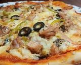 A picture of step 1 of Fajita pizza without oven soft cheesy.