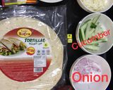 A picture of step 1 of Classic chicken shawarma.