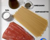 Foto del paso 1 de la receta Espaguetis de Salmón fresco
