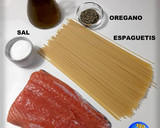 Foto del paso 1 de la receta: Espaguetis de Salmón fresco