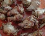Foto del paso 2 de la receta: Chupetas de pollo al horno en salsa Barbacue