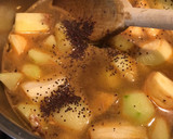 A picture of step 5 of Spicy Apple and parsnip soup.