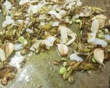 Foto del paso 2 de la receta: Arroz de rape y alcachofas