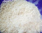 A picture of step 4 of Sinasir with soup.
