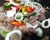 Foto langkah ke 4 dari resep Oseng Daging sapi.