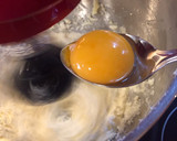 Foto del paso 9 de la receta: Bizcocho de almendras y chocolate blanco