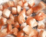 Hình bước làm 7 của món Bánh mì ngào caramel
