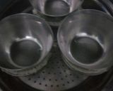 A picture of step 5 of Rava Bowl Spinach Pizzas.