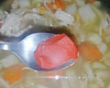 Foto del paso 5 de la receta: Sopita de pollo con verduras