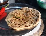 A picture of step 8 of Palak paratha.