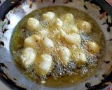 A picture of step 2 of Dahi Vada.