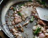 A picture of step 4 of Vidarbha Nagpuri style lagnachi pang titla special gud methi amba.