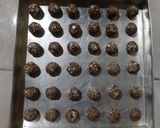 Foto langkah ke 3 dari resep Thumprint cookies choco mede.