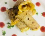 A picture of step 4 of Veggie egg roll.