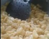 A picture of step 3 of Chinese macaroni.