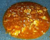 Gambar langkah 8 resipi Spaghetti Marinara.