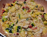Foto del paso 7 de la receta: Gratinado de calabacín con pollo asado de aprovechamiento y más cositas 🍽