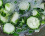 Foto langkah ke 3 dari resep Sayur simple oyong soun.