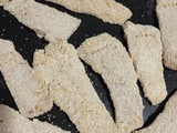Merluza rebozada con papas fritas 2 versiones todo al horno