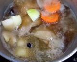 รูปขั้นตอนการทำที่ 4 ของ ไก่ตุ๋นเห็ดหอมแปะก๊วย