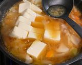 A picture of step 6 of Japanese Tonjiru (Non-halal).
