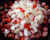 Foto del paso 3 de la receta: Salsa de tomates 🍅 🍝 con salchichita de cerdo o parrillera