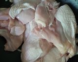 Foto langkah ke 1 dari resep Opor ayam panggang khas Jepara.
