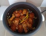 Hình bước làm 3 của món Bún cà ri gà