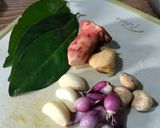 Foto langkah ke 2 dari resep Sayur Lodeh Santan Bening berbagai macam sayur: wortel 🥕,jagung🌽, bayam, kacang panjang.