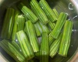 A picture of step 1 of Drumstick mustard fry.