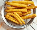 Foto langkah ke 7 dari resep Stik Kentang Keju.