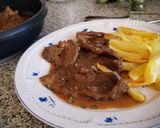 Foto del paso 13 de la receta: Escalopines de ternera en salsa de cebolla