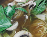 Foto del paso 3 de la receta: Ramen expres de pollo
