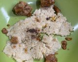 A picture of step 2 of Urad dal halwa.