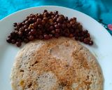 A picture of step 2 of Sooji oats chilla.