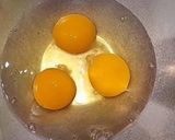 Foto del passaggio 1 della ricetta Torta integrale ai frutti di bosco senza zucchero