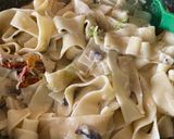 Krémes cukkinis gombás laska omlós csirkemellel🍄🍅🍜 recept fázis 3 fotója