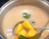 Foto langkah ke 3 dari resep 6. Kolak ubi simple dan enak.