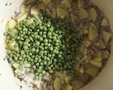 A picture of step 4 of Vegetable Masala Khichdi.